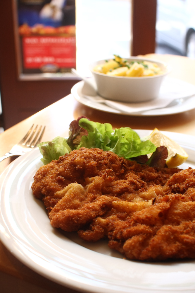 Viande de veau — veau 100 % français chez le boucher à Quièvrecourt